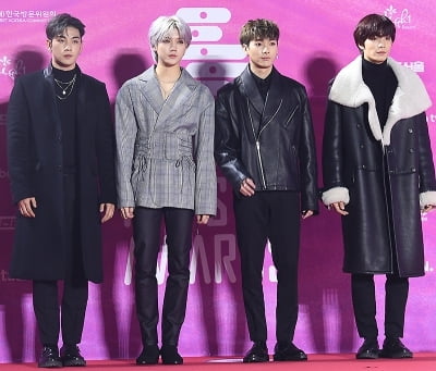 [포토] 뉴이스트W, '카리스마 넘치는 멋진 네 남자' (서울가요대상)