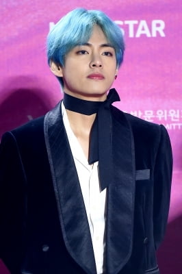  방탄소년단 뷔, '감탄을 부르는 멋진 모습' (서울가요대상)