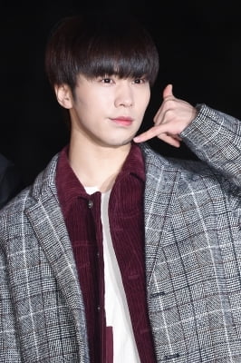 [포토] 아스트로 라키, '부드러운 눈빛 카리스마~'