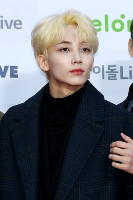 [포토] 세븐틴 정한, '아련한 눈빛'(가온차트뮤직어워즈)