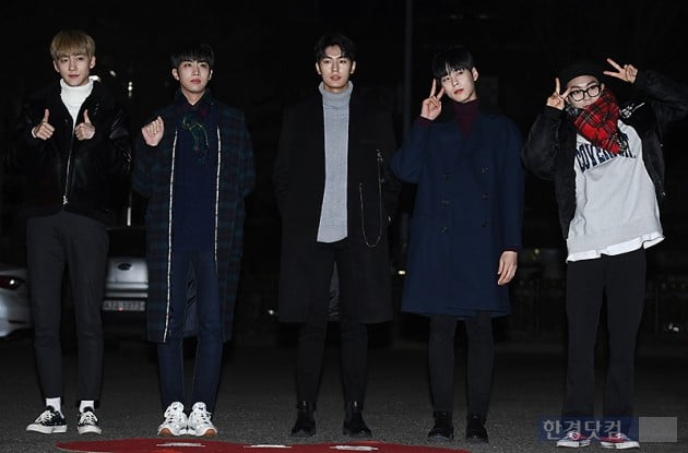 [포토] 크나큰, '우월한 비율 뽐내며~'