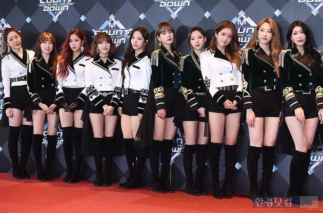 [포토] 우주소녀, '눈 뗄 수 없는 미모 대결'