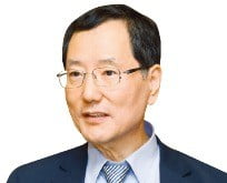 내가 본 윤성태는…이민화 KAIST 교수 "권위의식 없고 유연한 기업인"