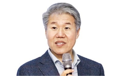 김수현 靑 정책실장 "집값 여전히 높아…안정책 지속 추진"
