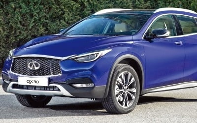 고급스러운 디자인과 역동성…인피니티 SUV QX30