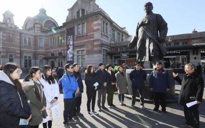 숙명여대 청파길 투어 진행