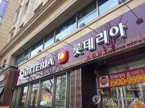 롯데리아·맥도날드 매장 60%에 키오스크…24시간 매장 '반토막'