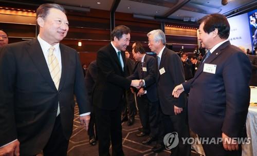 재계 신년인사회서 경제활성화 '한목소리'…경기진단은 '온도차'