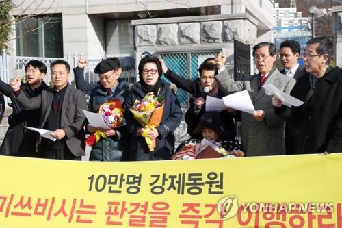 징용판결 '국제법대응' 운뗀 아베…韓日 두 전선서 대치심화