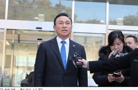 '불법 정치자금 수뢰' 천안시장 당선무효형 선고