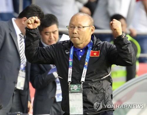 베트남 언론 "'박항서 매직'에 한국서도 베트남 축구에 애정"