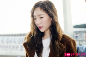 [TEN PHOTO] 소녀시대 태연 &#39;빛이나는 꿀피부&#39;