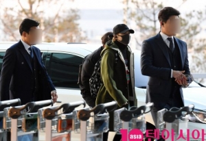 [TEN PHOTO]샤이니 태민 &#39;도도한 출국&#39;