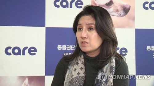 "박소연 대표, 동물 안락사 뒤 암매장"…발굴현장 사진도 나와