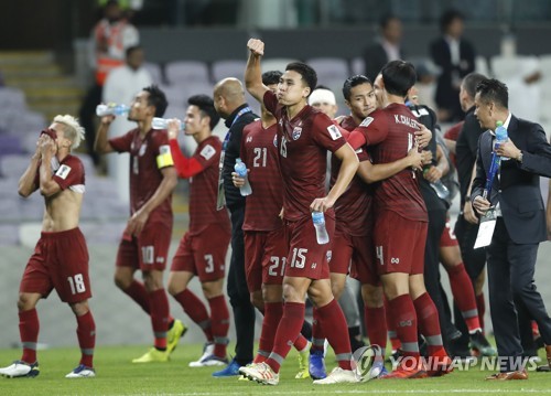 [아시안컵] 태국, UAE전 천금 동점골로 16강 안착…한국 만날수도