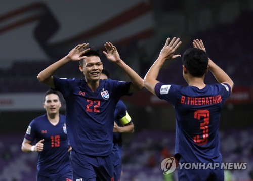 [아시안컵] 중국, 태국에 짜릿한 2-1 역전승…15년 만에 8강 진출