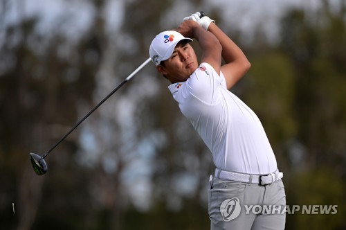 우즈, 공동 48위로 컷 통과…배상문·김시우는 6타 차 공동 6위