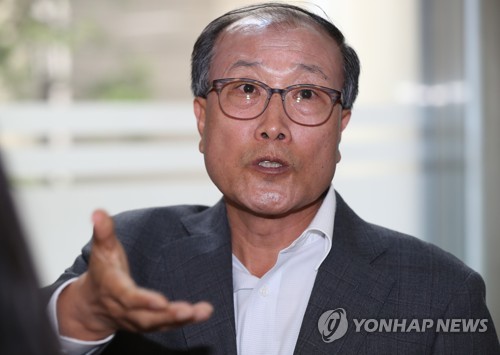 'MBC 장악' 김재철·원세훈 징역4년 구형…"민주주의 무너뜨려"