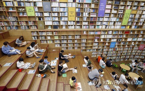 도서관 생활밀착형 서민 시설로…공공도서관 426개 추가