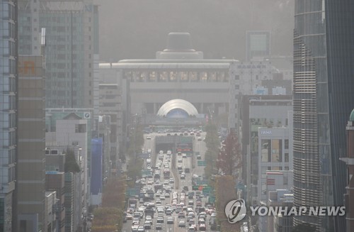 [내일날씨] 낮부터 차차 흐려져…미세먼지 대부분 '나쁨'