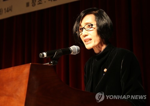 손혜원, 부친 독립유공자 재신청 앞서 작년 2월 보훈처장 만나