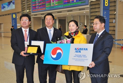 0시에 새해 첫아기 힘찬 울음소리…자연분만 2.93㎏ 건강한 딸