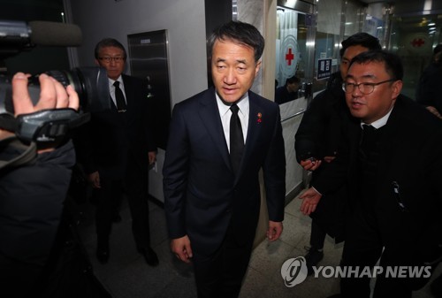 박능후 복지 장관 "안타까운 사건…재발 막는 예방책 찾겠다"