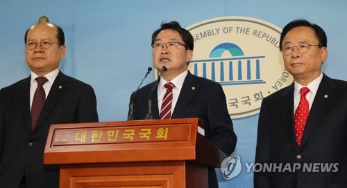 한국·바른미래, '靑행정관·육참총장 만남'에 "인사개입"