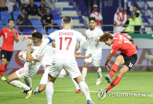 [아시안컵] 필리핀 골문 뚫는 데 67분…'밀집수비 빠른 공략' 과제