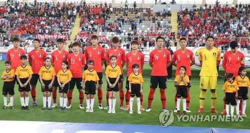 [아시안컵] 손흥민 PK 유도에 도움까지…한국, 중국 꺾고 조1위로 16강