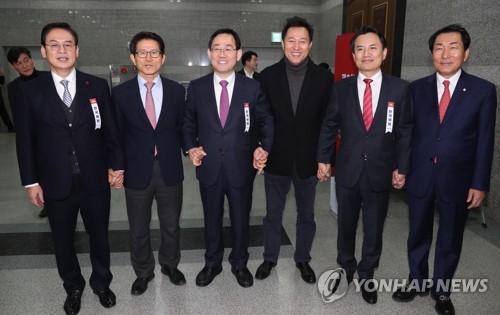 한국, 전대 레이스 점화…황교안·오세훈 외연 확장 경쟁