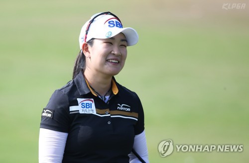 '장타여왕' 김아림, KLPGA 대만여자오픈 2R 단독 선두