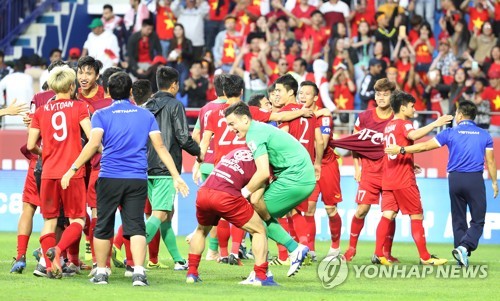 [아시안컵] '박항서 매직' 베트남, 승부차기로 요르단 꺾고 8강행