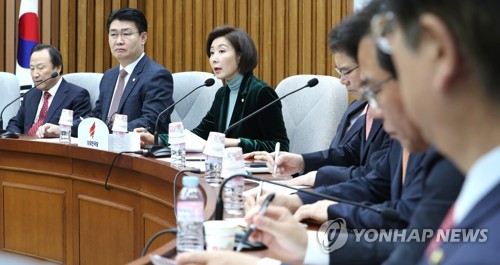 한국, 손혜원 의혹 중심 목포行…국조·특검 '군불때기' 지속