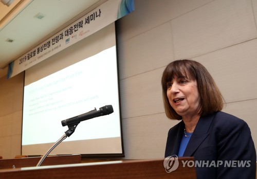 커틀러 전 USTR 대표 "미 상무부, '자동차 232조' 3가지 방안 검토중"