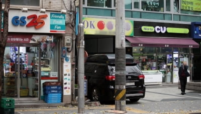 소매유통업 경기전망지수 3분기째 하락 '편의점 최악 비관론'