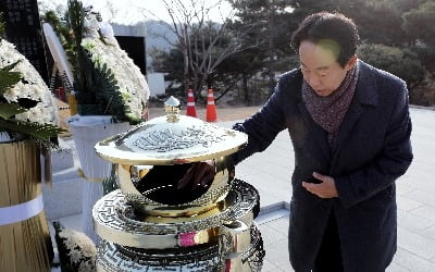 김영삼 전 대통령 차남 김현철, 민주당 탈당 의사 밝혀