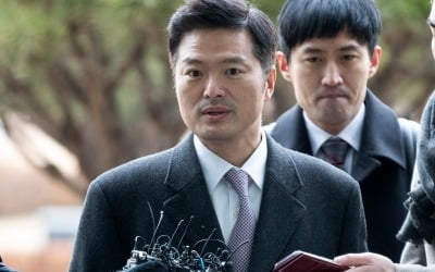 '靑특감반 비위' 김태우 수사관 징계수위 오늘 결정…"문대통령 언급 공포"