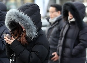 토요일 찬바람에 체감온도↓…전국 미세먼지는 '보통'