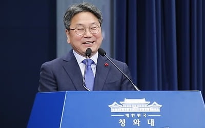 강기정 신임 靑 정무수석 "국회 민의를 대통령에 잘 전달할 것"