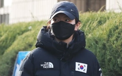 심석희 성폭행 피해 주장 파문…성적주의·솜방망이 처벌의 산물