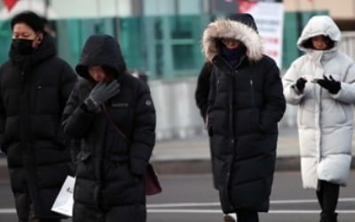 강한 바람에 서울 아침 체감온도 영하 9도…낮에 눈 날리기도