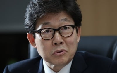 조명래 장관 "미세먼지 담당국장에 자리 걸라고 했다"