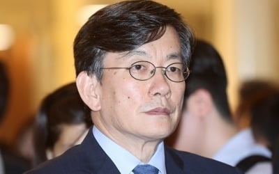 경찰, 손석희 JTBC 대표 '폭행 혐의' 내사…출석 요구