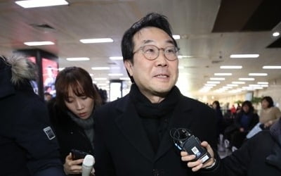 남북미회동 참석 이도훈 "분위기좋아…다들 미소짓고 헤어져"