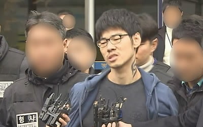 김성수 첫 재판 "계획살인 아냐"…심신미약 주장 포기