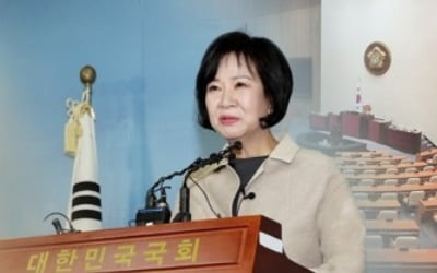 이해충돌 공방 지속…민주 "제식구감싸기" 한국 "엉뚱한 물타기"