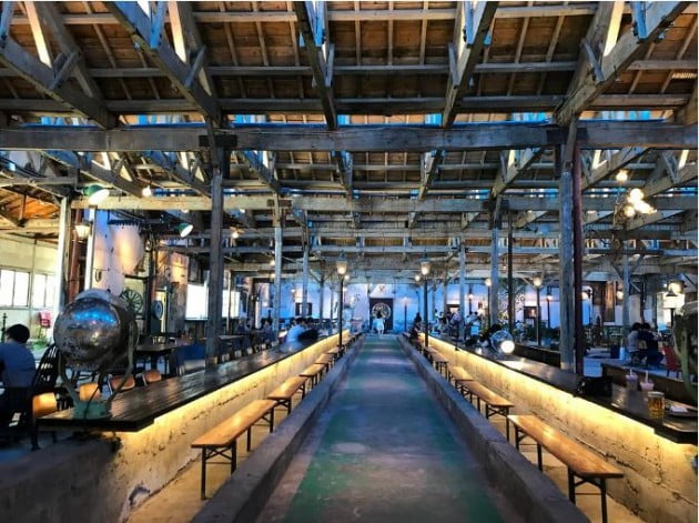 과거 현재 공존하는 시간여행 인기…삿포로 맥주 박물관·신문리 미술관·깡깡이 예술마을