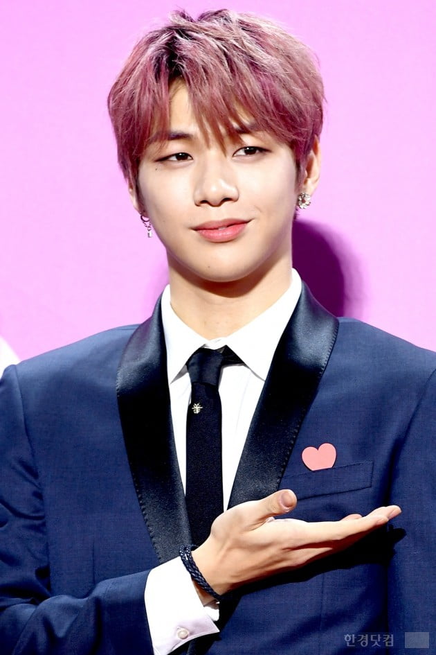 입덕도우미｜강다니엘, 국민 원픽 댕댕이…이제는 '대세 of 대세' (굿바이 워너원⑪)