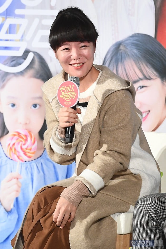 [포토] 이지혜 감독, '썬키스패밀리' 많이 사랑해 주세요~'